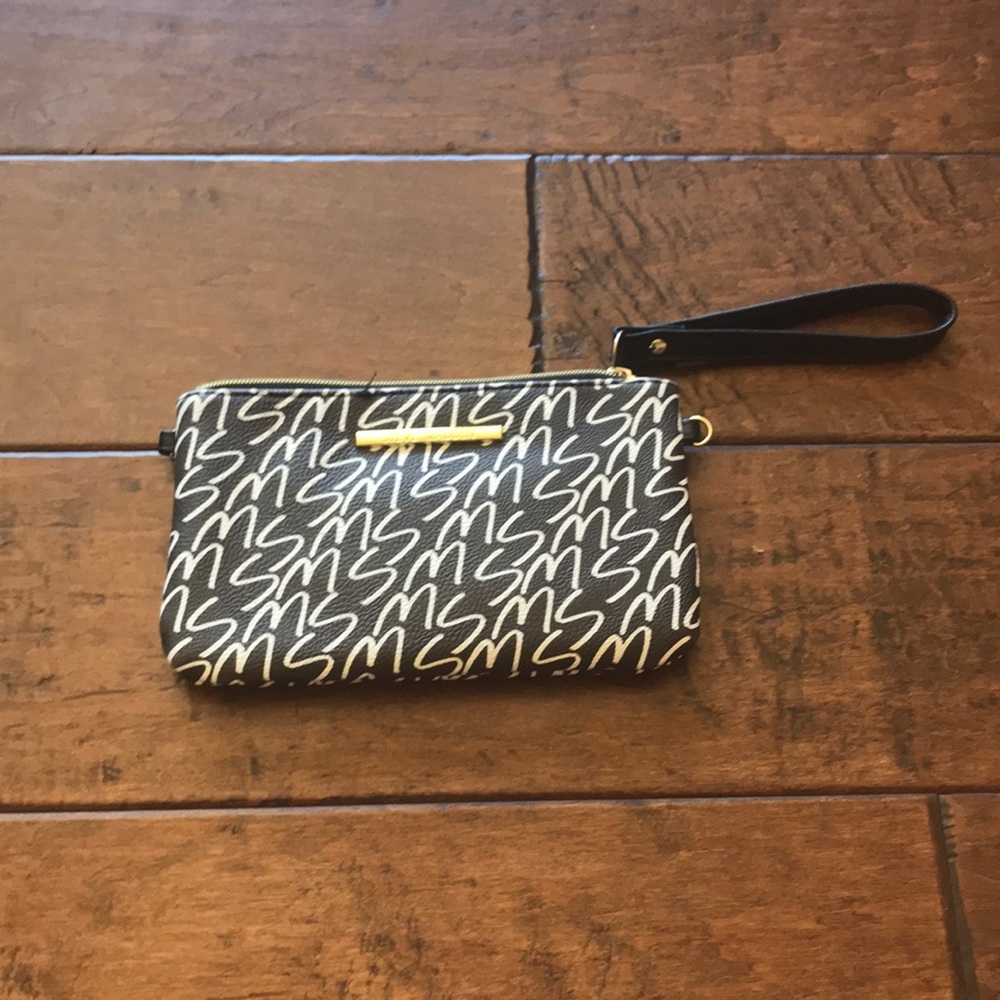 Steve Madden Wristlet.